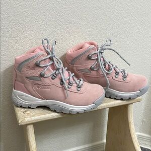 Columbia Light Pink Outdoor Boots
